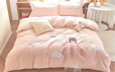 Cute cartoon kids bedding and fitted bedsheets