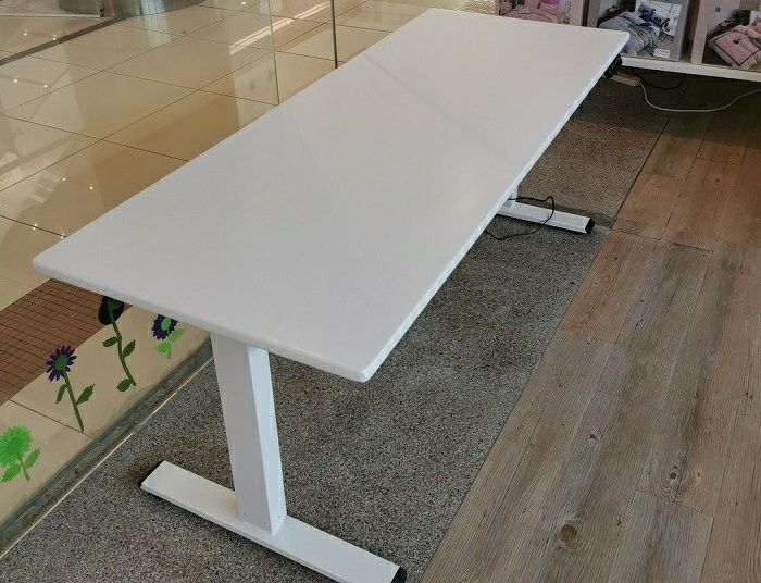 Stand and Sit Desk | Eletric Height adjustable table